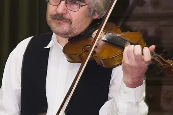 Vavrinecz András - hegedű